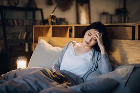 woman with iron deficiency anemia symptoms