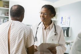doctor explaining instructions to person getting a kidney biopsy