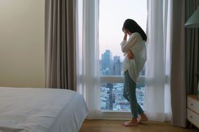 adult feeling paranoid
